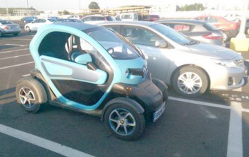 Românii au cumpărat autovehicule electrice și hibride noi