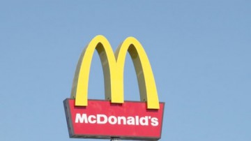 McDonald’s vinde operaţiunile din România