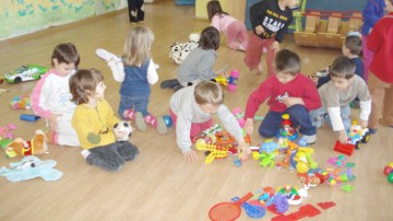 Preșcolarii vor putea beneficia de tichetul social de 50 lei