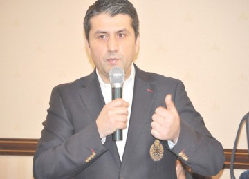 Făgădău nu candidează dacă PSD stabileşte asta, dar nu va ţine cont de sfatul lui Radu Mazăre
