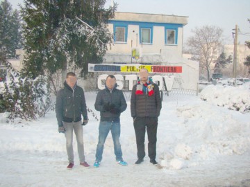 Trei cetăţeni albanezi, reţinuţi la Ostrov