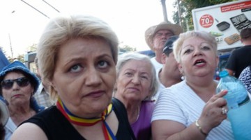 Veste bună pentru pensionari. Ce iniţiativă legislativă a depus senatoarea Cristiana Anghel