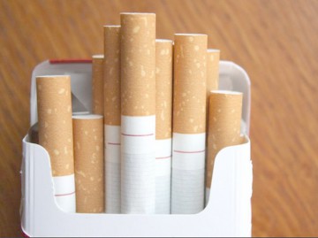 Se schimbă conţinutul ţigărilor şi aspectul pachetelor