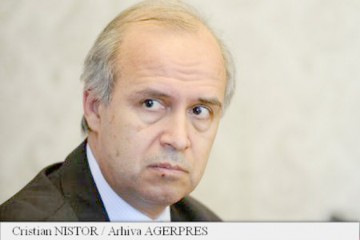 Percheziţii la Brăila: primarul ar fi favorizat un consorţiu de firme la o licitaţie
