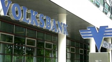 VOLKSBANK, obligată să restituie o sumă de bani unui constănţean