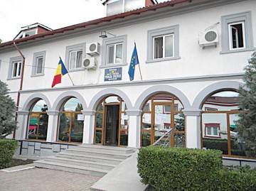 Se decontează abonamentelor elevilor năvodăreni pe anul 2015