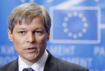 Cioloş: Decizia alegerilor locale în două tururi trebuie luată în Parlament