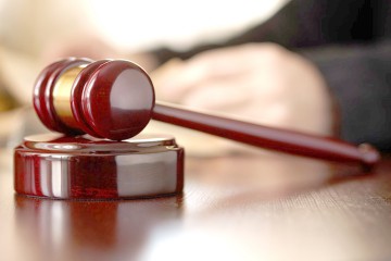 Proxeneţii Ţicu şi Irimia din Medgidia nu părăsesc arestul