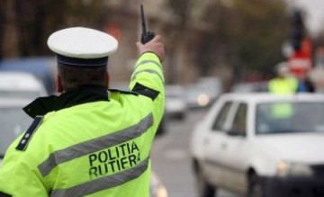 PERICOLE în trafic: un șofer din Mangalia a mințit polițiștii iar la Kogălniceanu un minor se afla băut la volan!