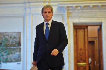 Cioloş, verificări la ministerul Transporturilor: analizează problemele din Portul Constanţa