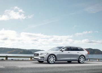 Volvo a prezentat noul V90