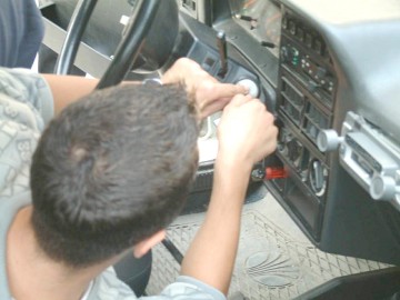 Hoţii din autoturisme au dat o nouă lovitură, pe bulevardul Mamaia
