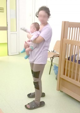 Protecţia Copilului, chemată la Spitalul Judeţean: o mămică, acuzată că-şi maltratează copilul bolnav!