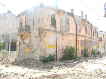 VEȘTI PROASTE pentru proprietarii de imobile lăsate de izbeliște. Ce le transmite Făgădău