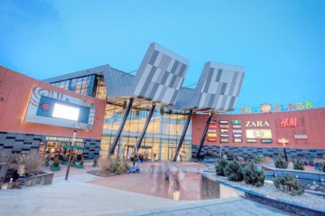 Cel mai mare mall din România se extinde