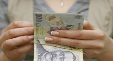 Încep negocierile pe salariul minim