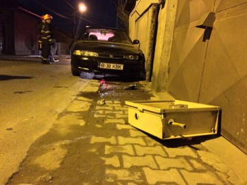 Un şofer băut, cât pe ce să BUBUIE la Medgidia: a dat cu mașina în gard și în instalațiile de gaze!