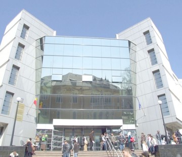Hoţul care a pus în pericol viaţa unor constănţeni, condamnat definitiv