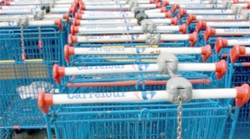 Consiliul Concurenţei analizează preluarea Billa de către Carrefour