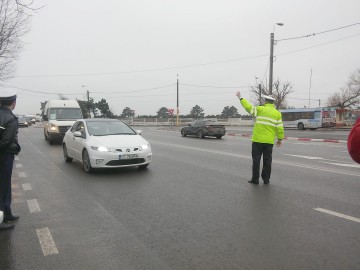 Constanța: Mai multe persoane surprinse la volanul mașinilor fără permis de conducere sau cu carnetul suspendat