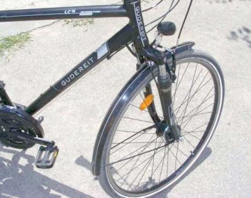 Hoţ de biciclete, prins pe strada Dumitru Marinescu