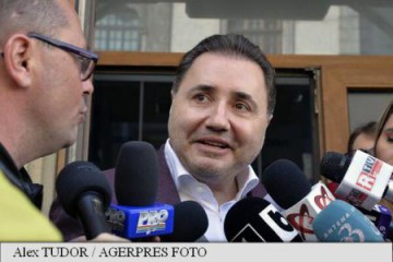 Rizea: Le transmit celor pe care i-am deranjat că nu voi mai candida la sectorul 5