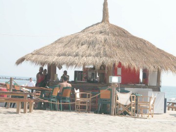 Afaceriştii din Mamaia se sabotează singuri! Vor să trăiască tot din „mica ciupeală” sau buf-ul de week-end