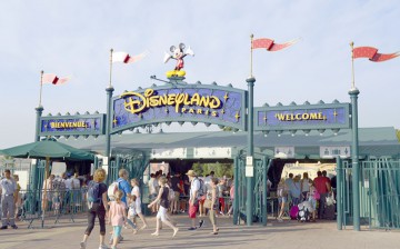 Conducere nouă la BTT. Firma de turism a statului începe să vândă excursii la Disneyland Paris
