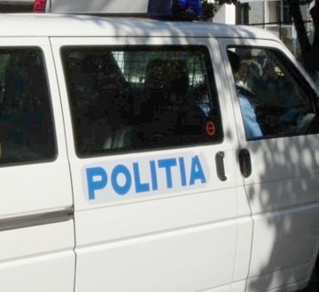 Poliţiştii din Băneasa au prins doi hoţi
