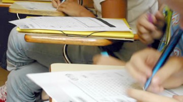 Peste 700 de elevi constănţeni au lipsit la ultima probă a simulării bacalaureatului
