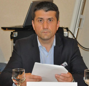 Consilierii locali municipali, convocaţi în şedinţă