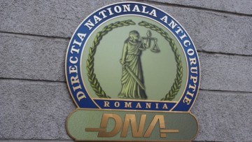 Directorul comercial al ROMARM a fost reținut de procurorii DNA pentru 24 de ore
