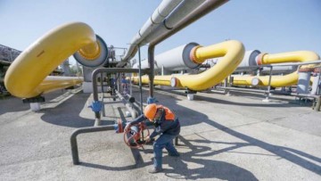 Ruşii de la Gazprom pot să vândă oficial şi direct gaze clienţilor români