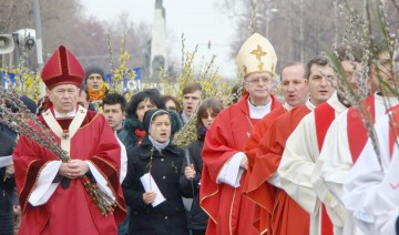 Catolicii au sărbătorit Floriile