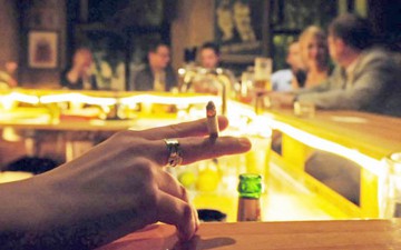 Ultimul weekend în care a fost permis fumatul în localuri