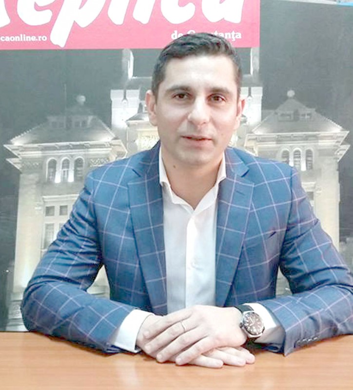Saghiu: În această perioadă a „celor care nu semnează”, am obţinut bani pentru asfaltarea a 49 de străzi Saghiu: În această perioadă a „celor care nu semnează”, am obţinut bani pentru asfaltarea a 49 de străzi