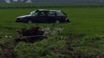Valu lui Traian: S-a răsturnat cu mașina, după ce a intrat în coliziune cu un copac