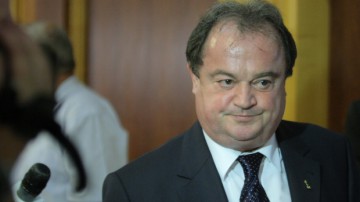 Înalta Curte decide luni dacă Vasile Blaga va fi cercetat sub control judiciar