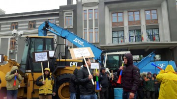 Sindicaliștii protestează, din nou, împotriva conducerii Portului Constanța