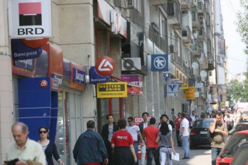 Fitch: Proiectul Legii privind darea în plată ameninţă redresarea băncilor româneşti
