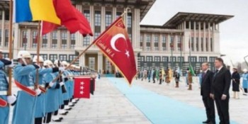 Turcia: Suspecți de terorism, printre care și o femeie care avea o centură cu explozibil, prinși în timpul vizitei lui Iohannis la Istanbul