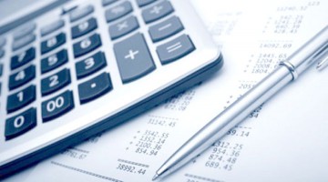 Salariile bugetarilor ar putea creşte cu 20% în următorii patru ani. Profesorii ar putea primi salarii mai mari cu 13%, iar cei din sistemul sanitar cu 11%