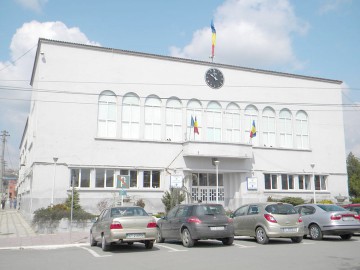 Consilierii personali ai fostului primar Hânsă, daţi afară de viceprimar