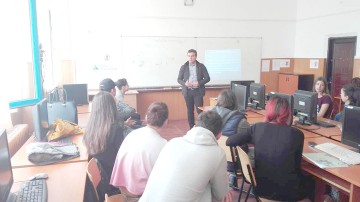 Consilierii Antidrog, prezenţi în liceele constănţene