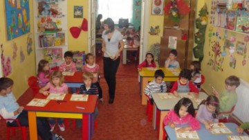 PNL: Grădiniţele să fie obligate să instaleze camere de supraveghere şi să fie controlate de două ori pe an