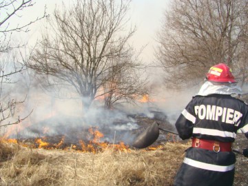 Atenţie! Incendiile de vegetaţie pot pune în pericol viaţa