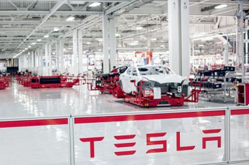 România negociază cu un producător de maşini electrice deschiderea unei uzine