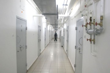 Un proxenet din gruparea mamei Semilia vrea să părăsească penitenciarul