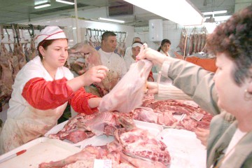 Tone de carne confiscată în Constanța
