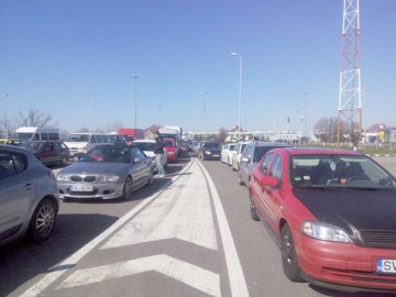 Aglomeraţie la punctele de trecere a frontierei